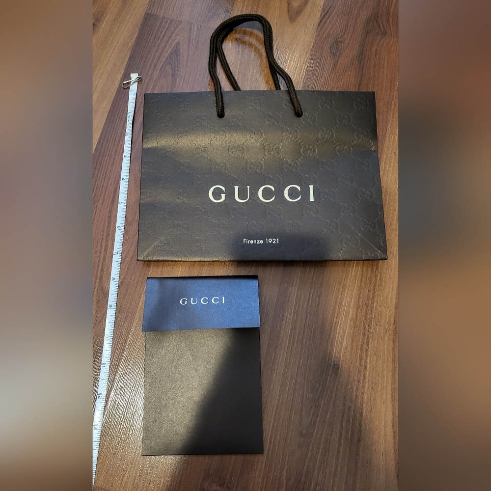 Small Gucci shopping bag with tag